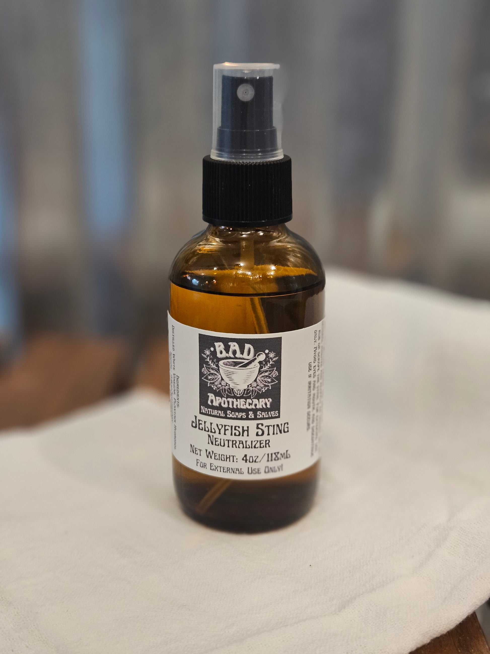 Jellyfish Sting Neutralizer Spray- 4oz
